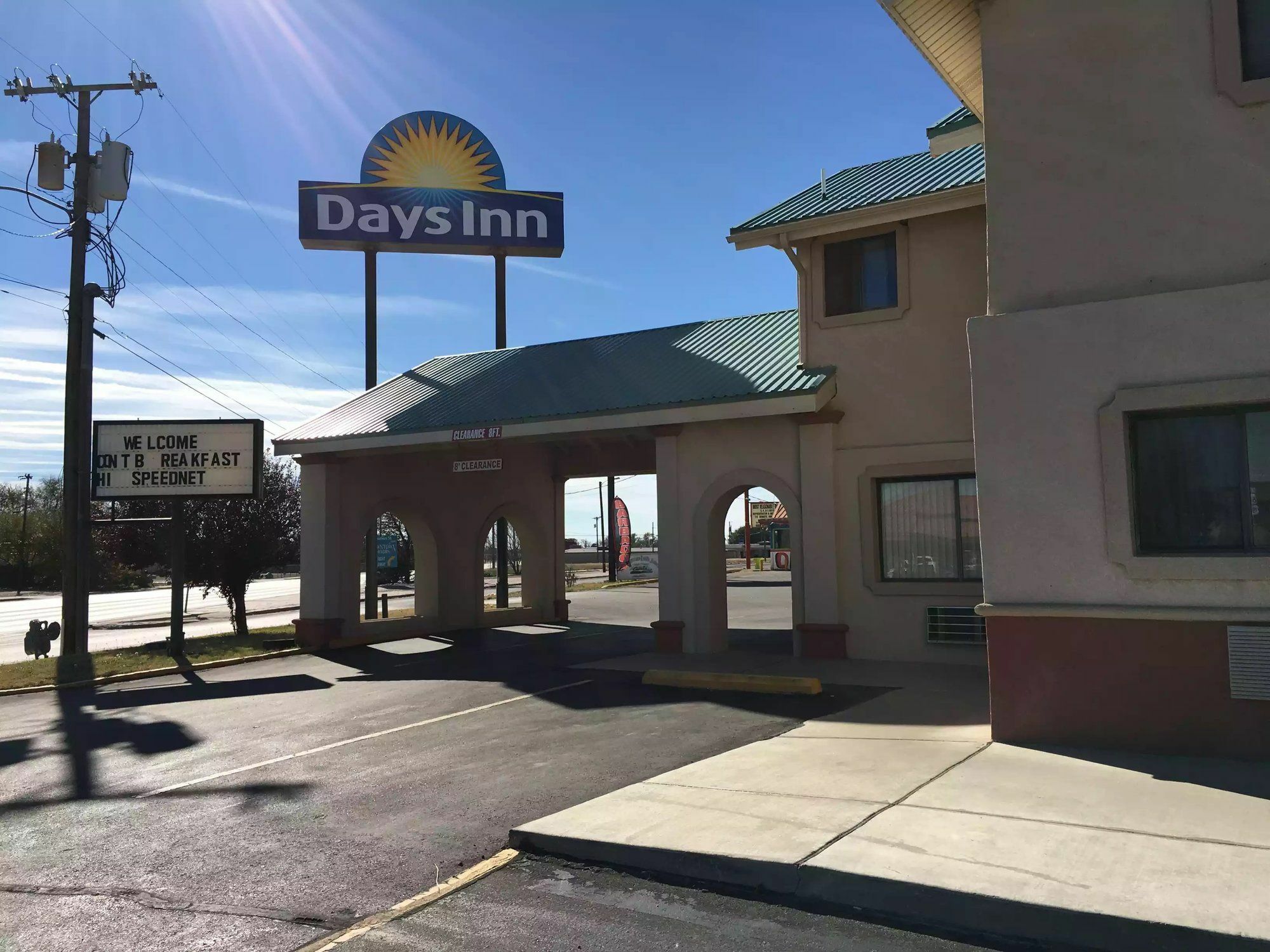 Days Inn By Wyndham Хоббс Экстерьер фото